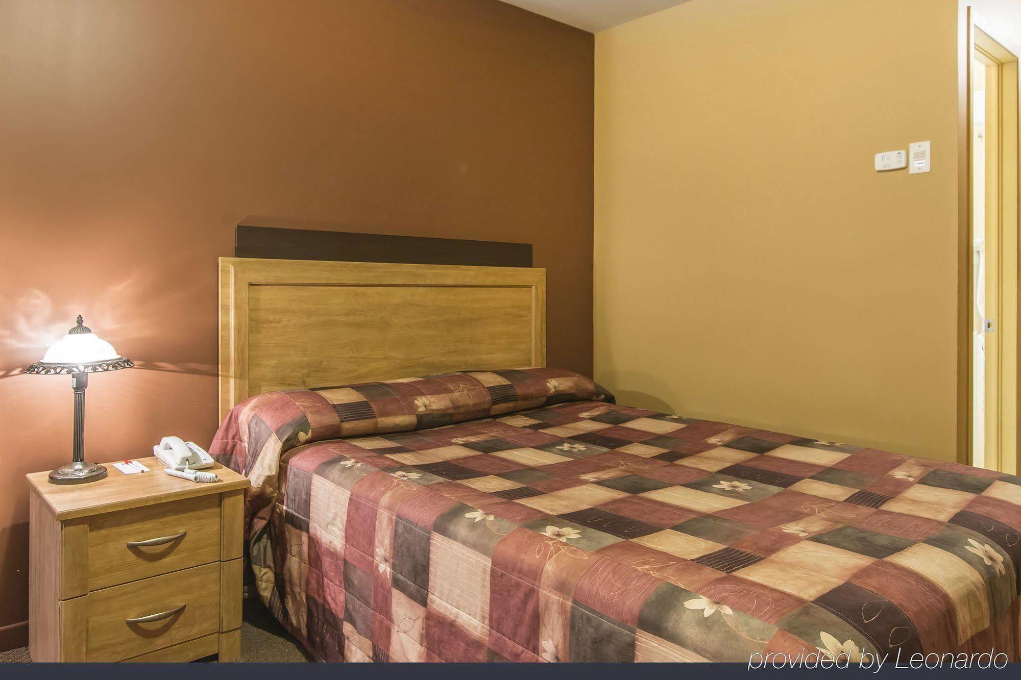 Econo Lodge Cabano Exterior foto